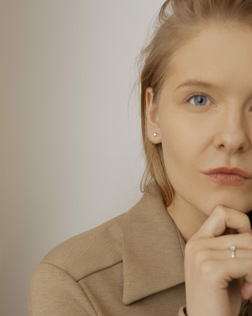 Пусеты с бриллиантами в квадрате