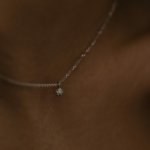Подвеска-шарик из золота с бриллиантами
