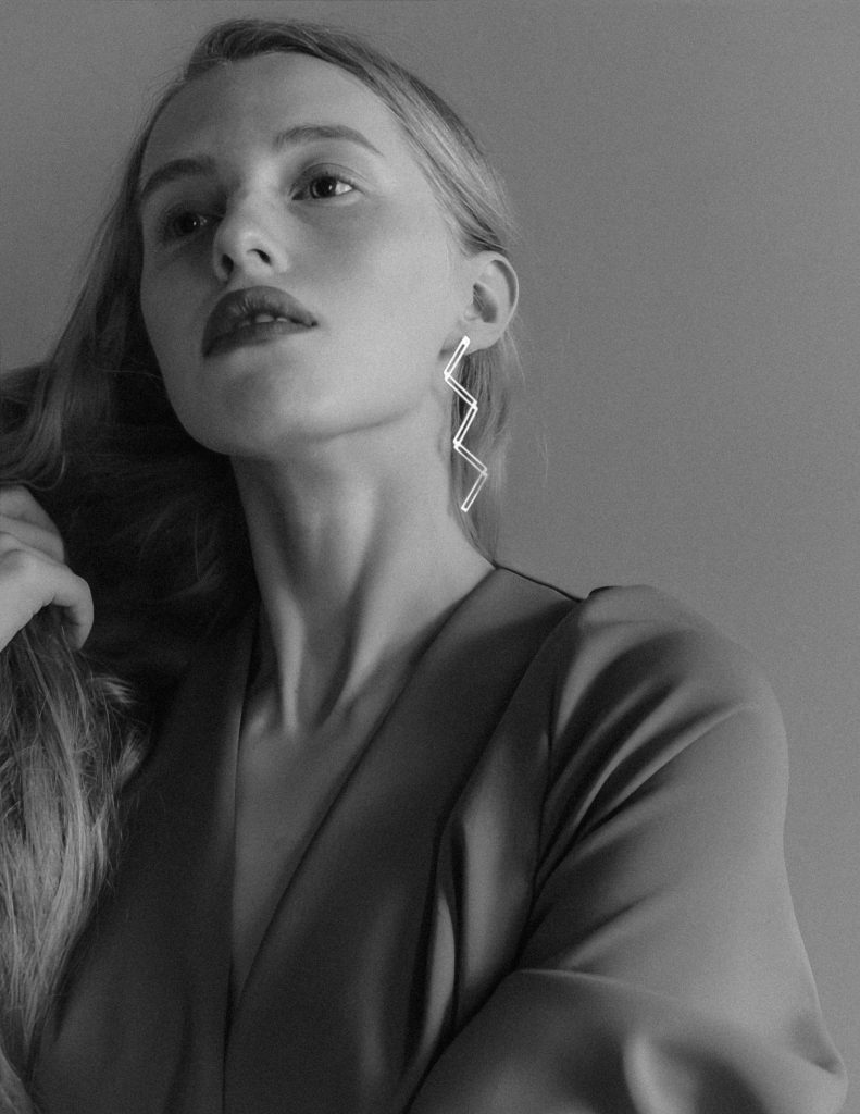 Моносерьга Зигзаг