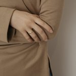 Кольцо с бриллиантом в квадрате в желтом золоте